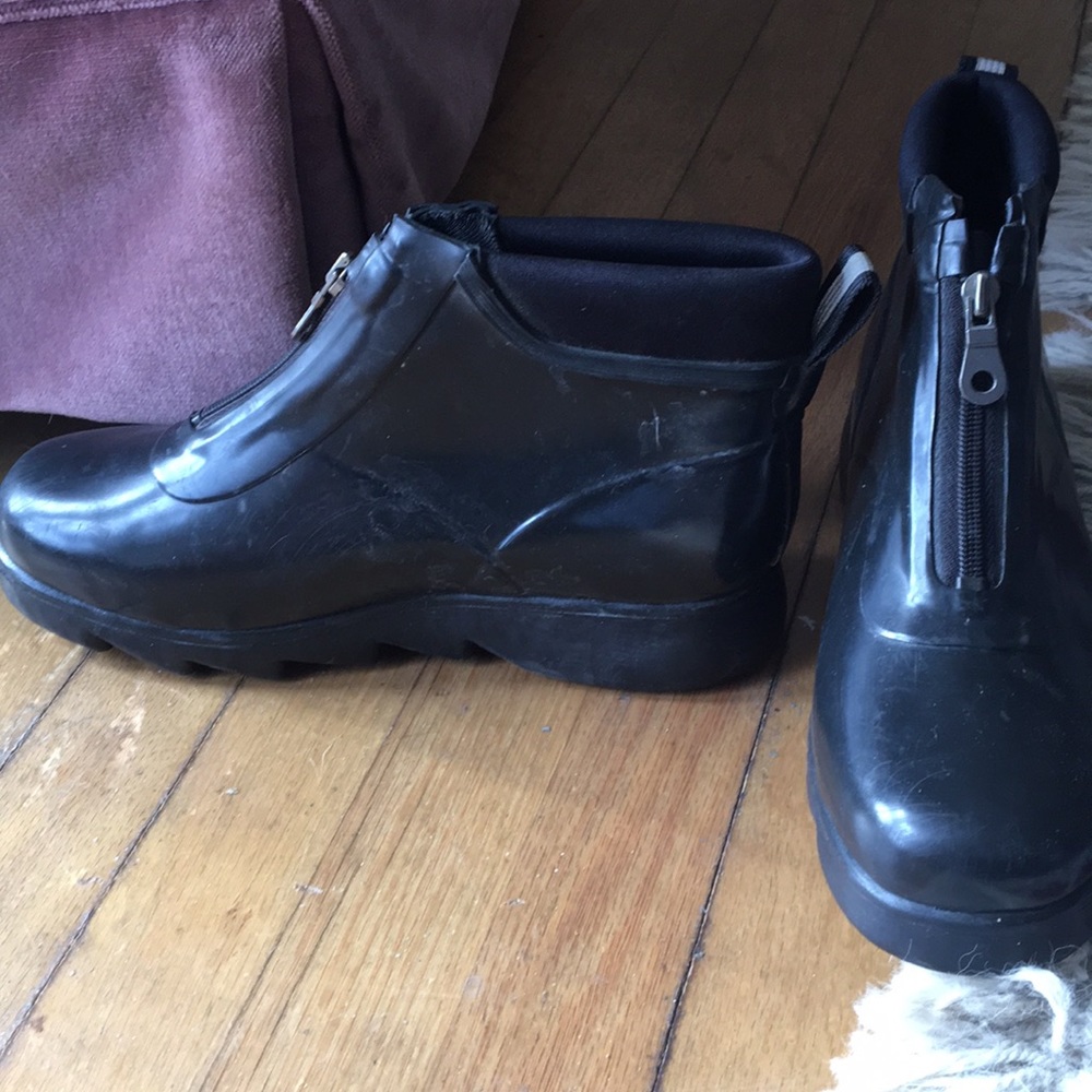 Lands End Rubber Boot - Picture 2 of 3